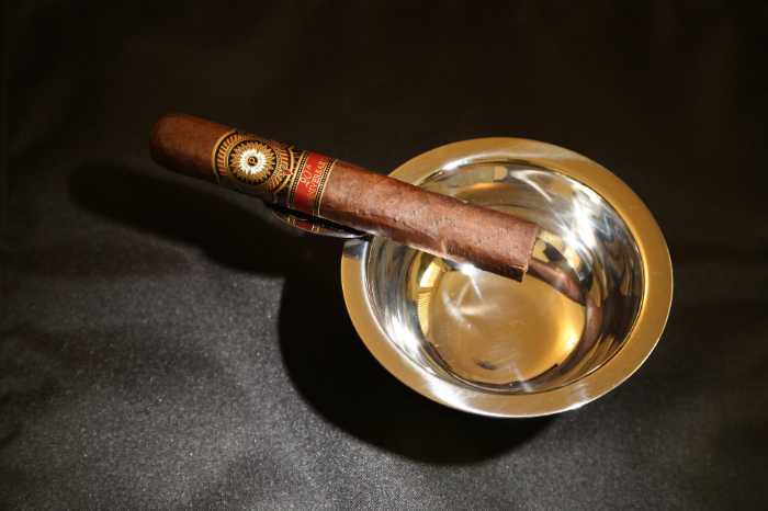 luxury cigar accessories